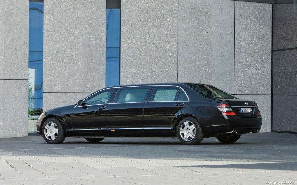 Mercedes S600 Pullman State Limousine