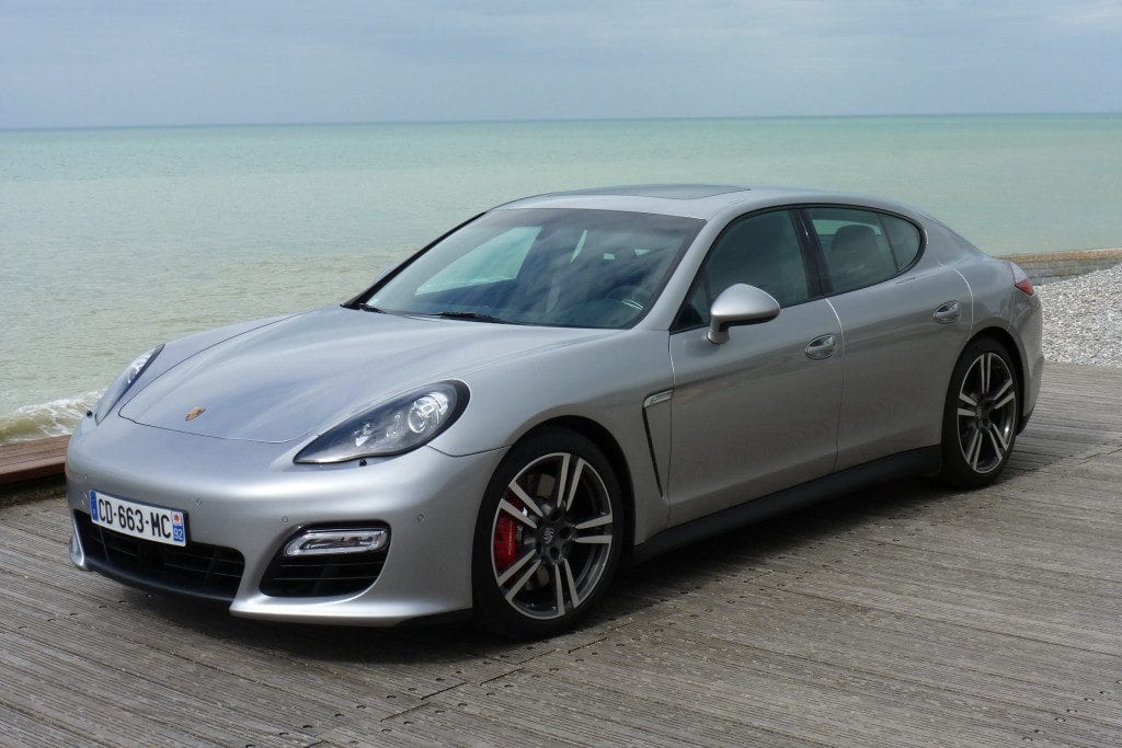 Porsche Panamera 4.8 V8 Turbo